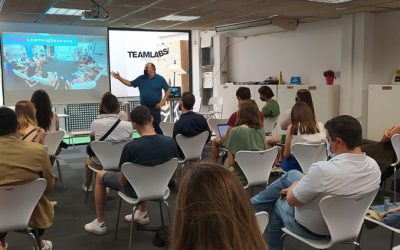 Estudiantes del Máster de emprendimiento de La Sorbona visitan Teamlabs Barcelona